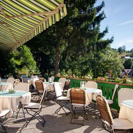 Flair-Hotel Waldfrieden Oberweißbach Buitenkant foto