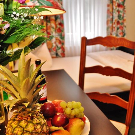 Flair-Hotel Waldfrieden Oberweißbach Buitenkant foto