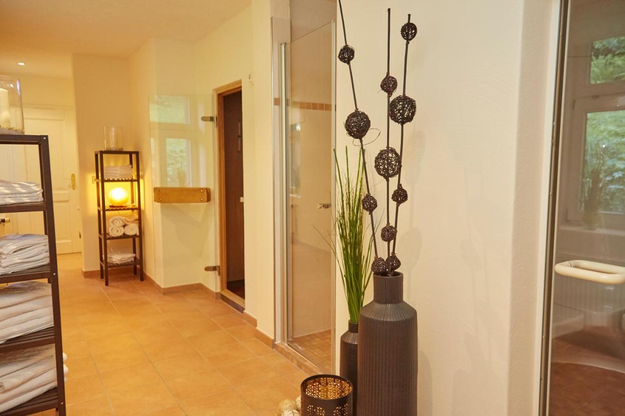 Flair-Hotel Waldfrieden Oberweißbach Buitenkant foto